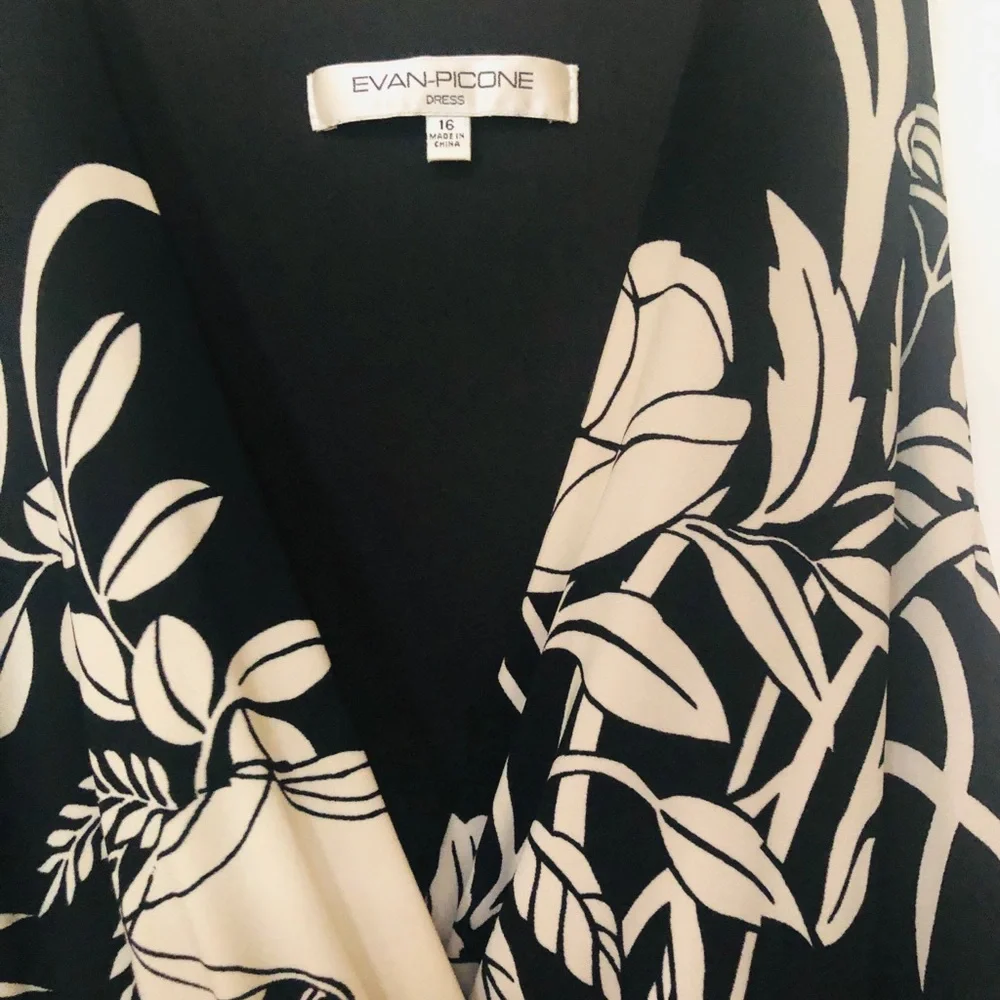 Evan Picone Black Dress with Cream Floral Print - Picture 3 of 4